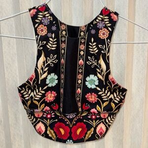 Crop top